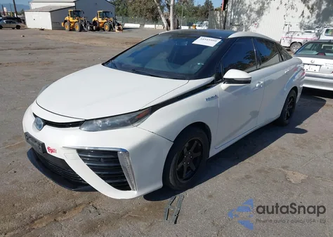 2016 Toyota Mirai из США, поврежденный, VIN JTDBVRBD0GA000468